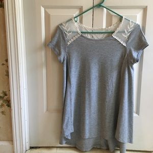 Cute flowy lace Target top!